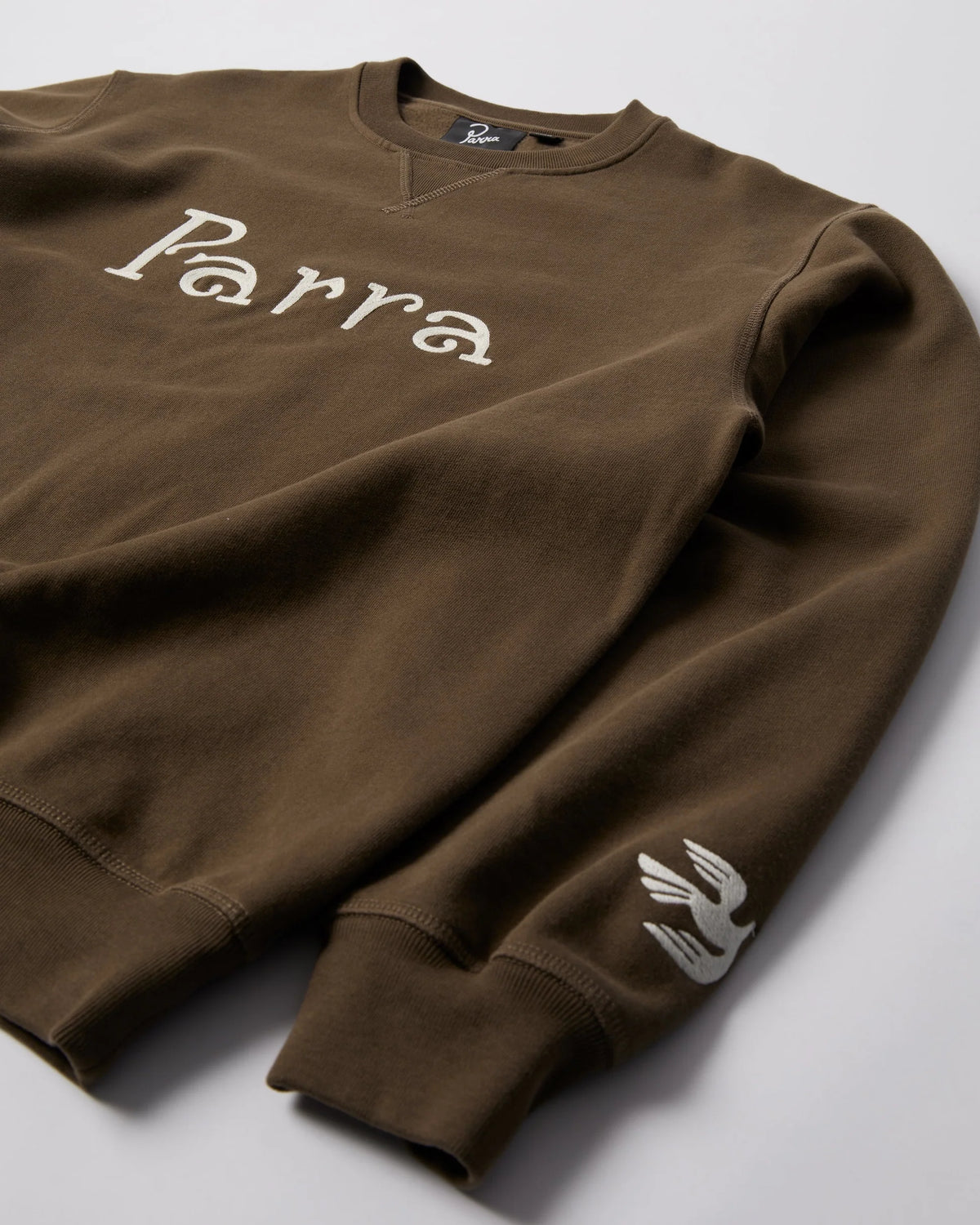 Parra Weird trad logo